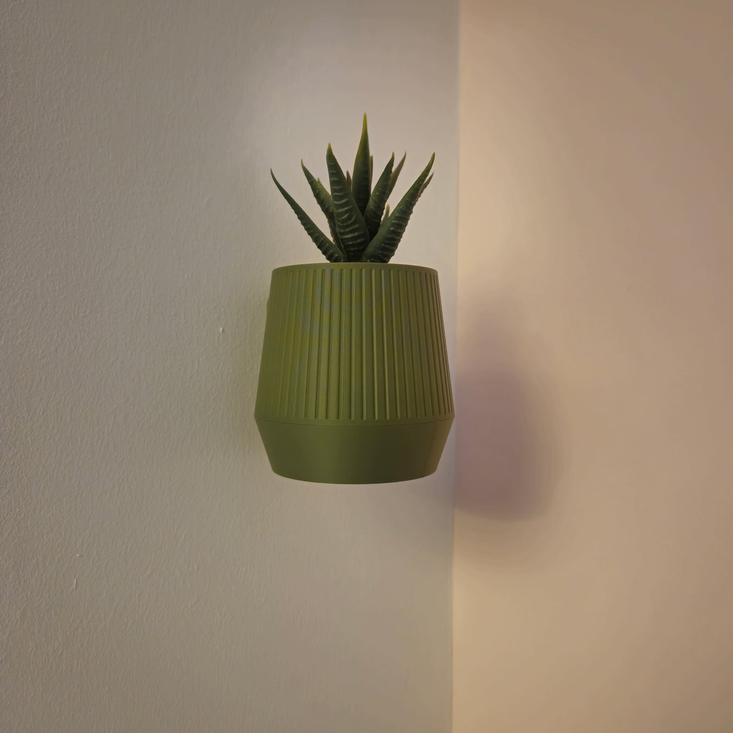Wall MCM Planter